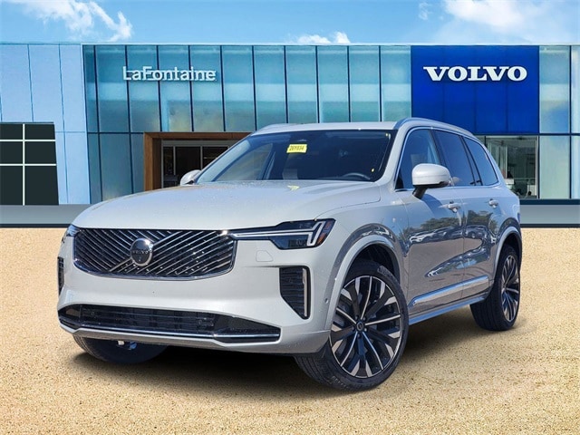 2026 Volvo XC90 Plus's photo