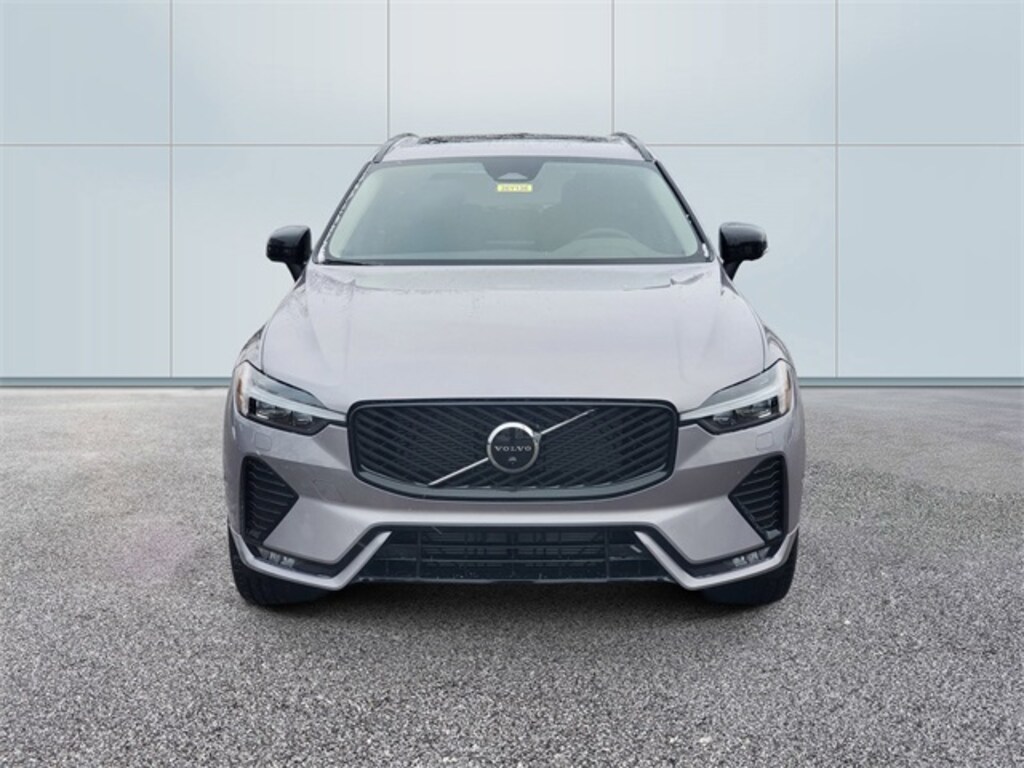 New 2026 Volvo XC60 B5 Plus SUV