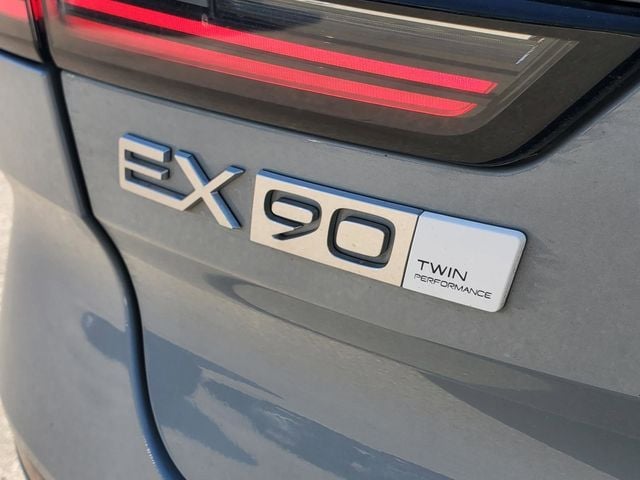 2025 Volvo EX90 Plus - Photo 8