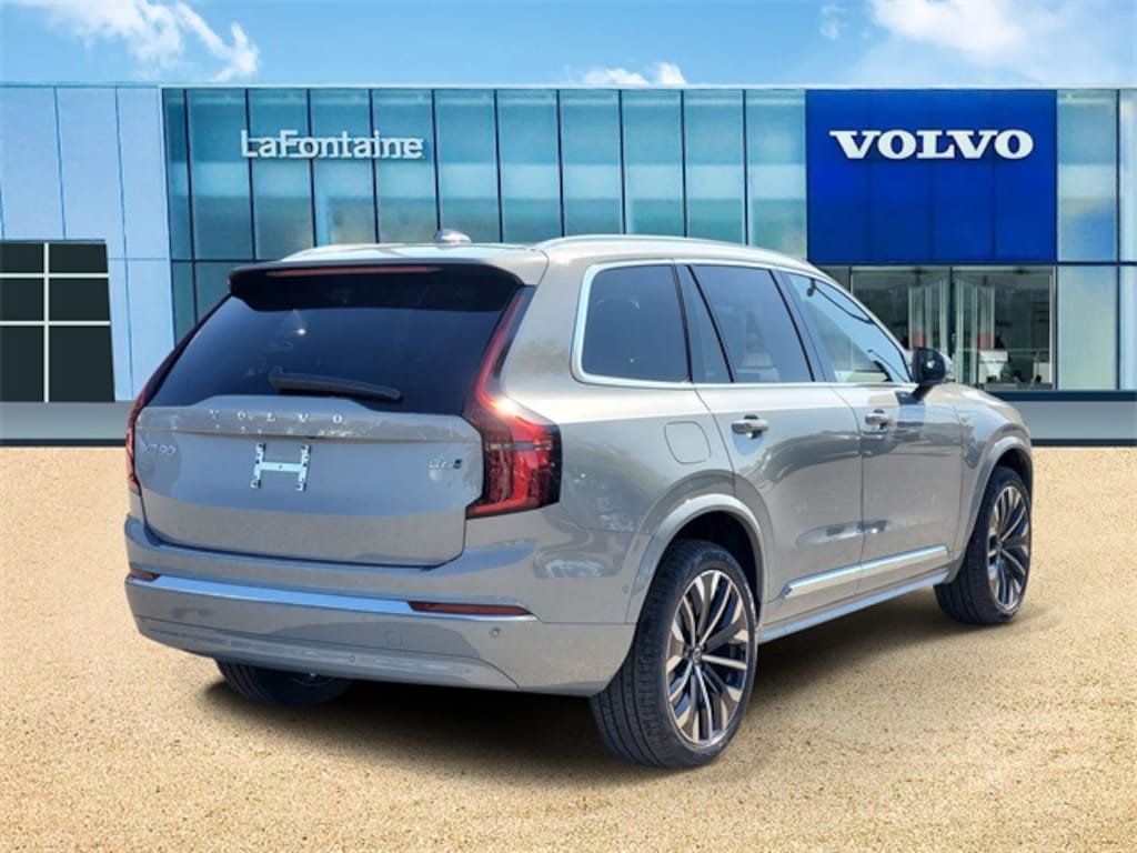 New 2026 Volvo XC90 B6 Plus 7-Seater SUV
