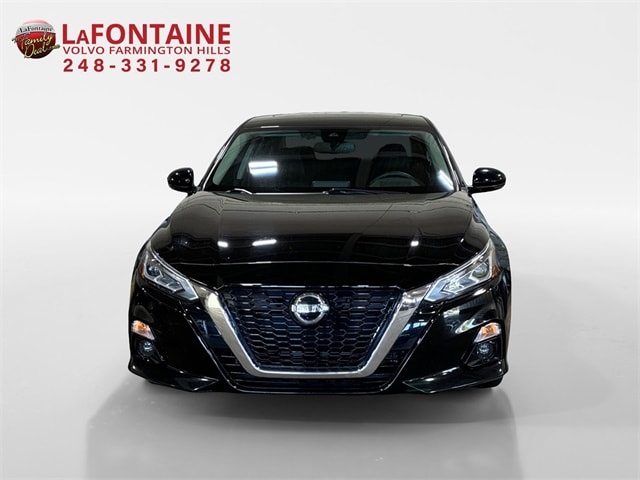 Used 2020 Nissan Altima SV with VIN 1N4BL4DW7LC269871 for sale in Farmington, MI