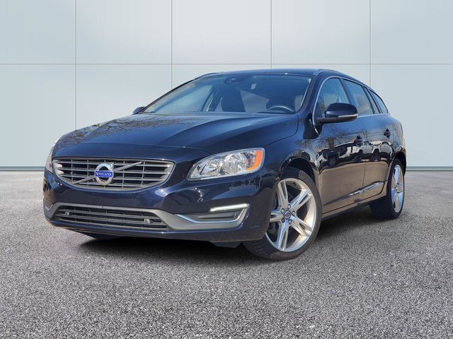2016 Volvo V60 Premier