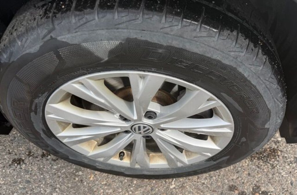 Used 2019 Volkswagen Tiguan 2.0T SE SUV