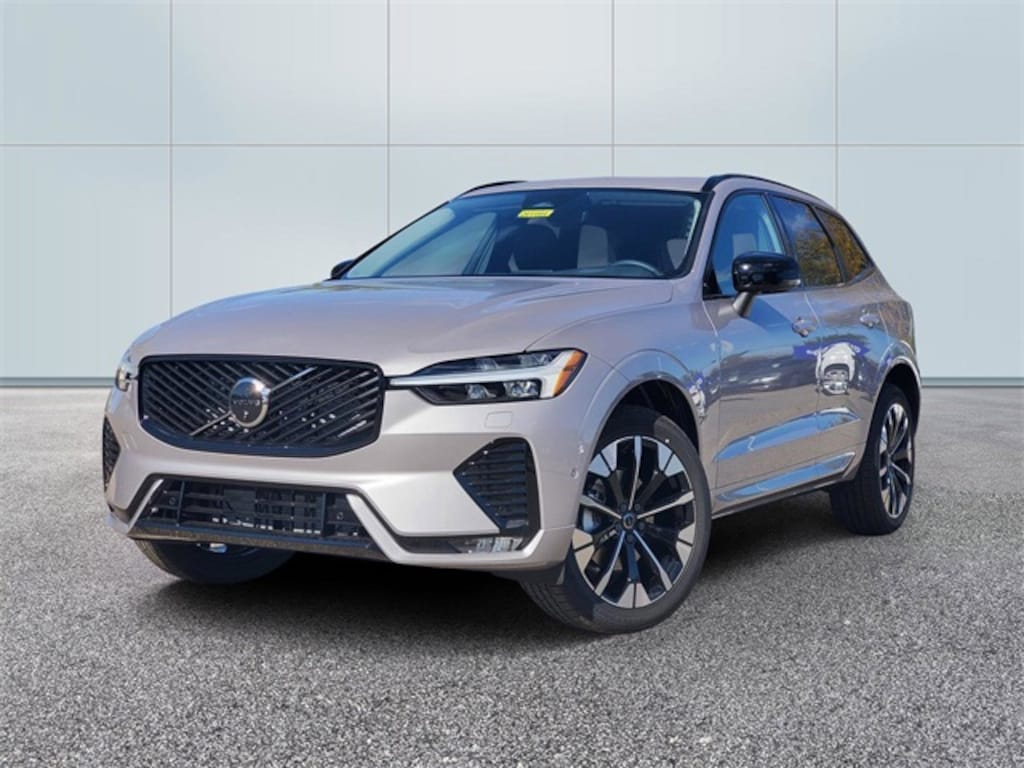 New 2026 Volvo XC60 B5 Plus SUV