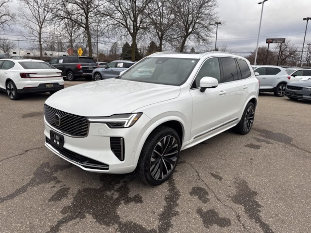 Certified 2025 Volvo XC90 B5 Plus SUV