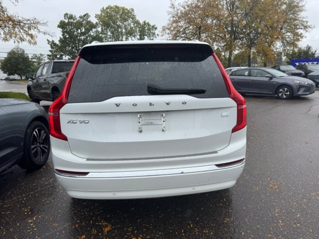 Certified 2024 Volvo XC90 Recharge Plug-In Hybrid T8 Plus Bright Theme 7 Passenger SUV