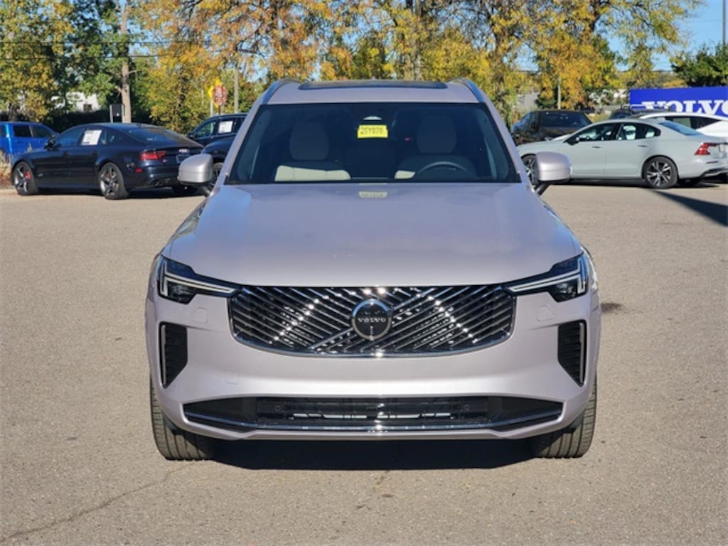 New 2026 Volvo XC90 B6 Plus 7-Seater SUV