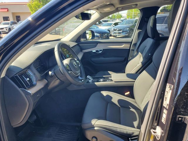 2026 Volvo XC90 Plus - Photo 15