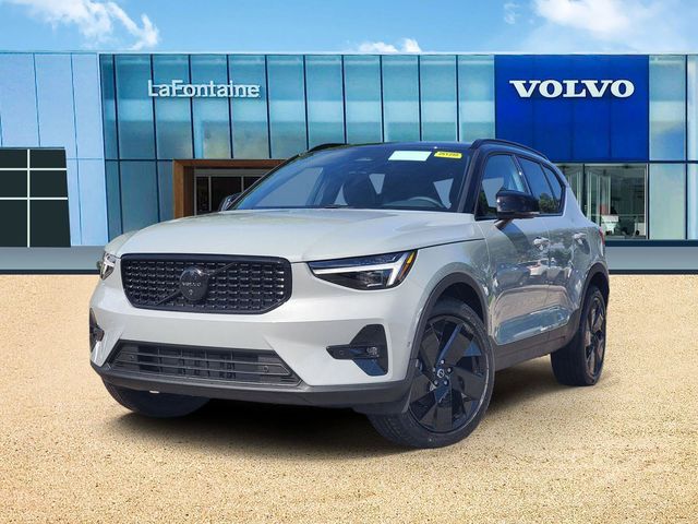2026 Volvo XC40 Ultra Black Edition