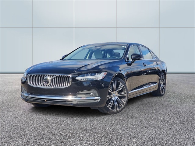 2022 Volvo S90 Sedan 