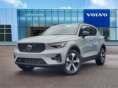 2025 Volvo XC40 B5 Plus Dark Theme SUV 25Y335 I-4 cyl All-Wheel Drive