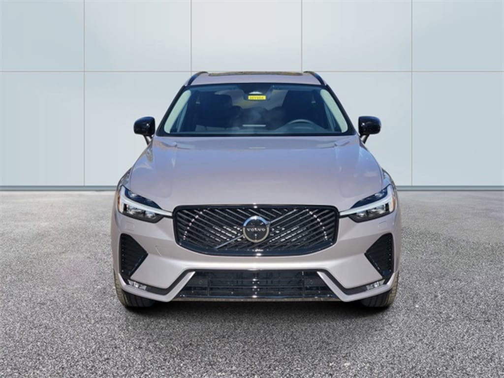 New 2026 Volvo XC60 B5 Plus SUV