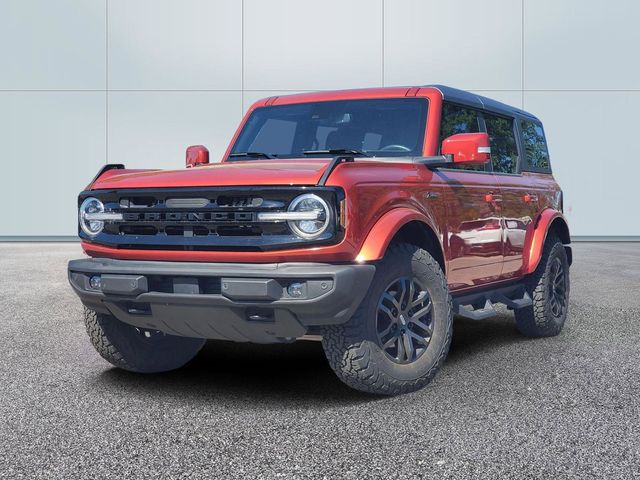 2024 Ford Bronco Outer Banks 4x4's photo