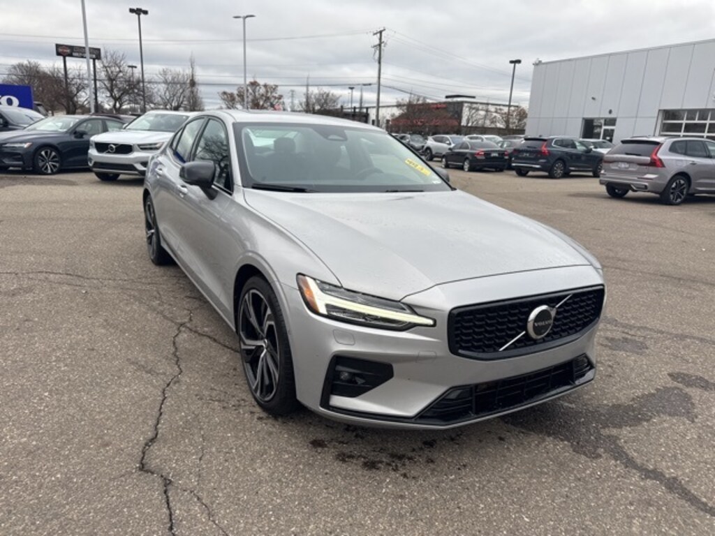 Used 2023 Volvo S60 B5 Plus Dark Theme Sedan