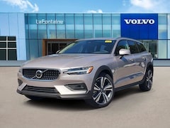 2026 Volvo V60 Cross Country B5 Plus AWD Wagon 26Y389