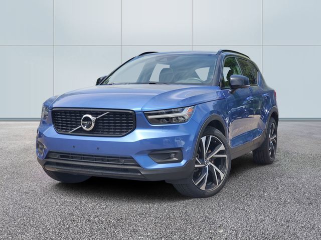 2021 Volvo XC40 T5 R-Design AWD's photo