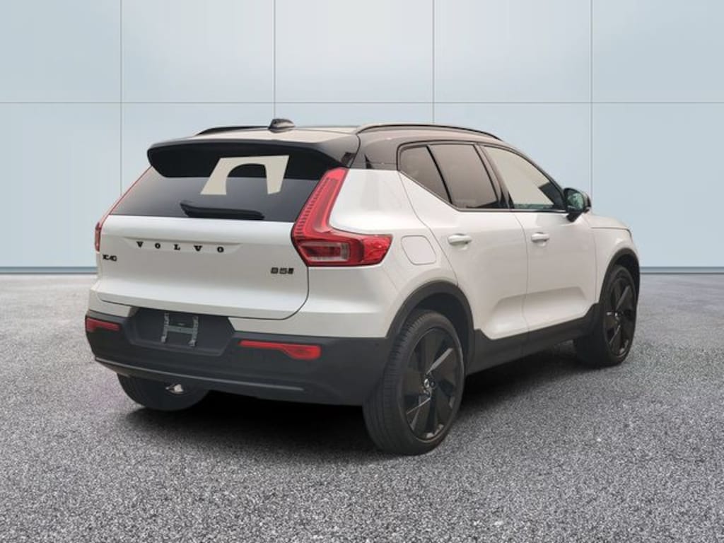 Certified 2026 Volvo XC40 B5 Ultra Black Edition SUV