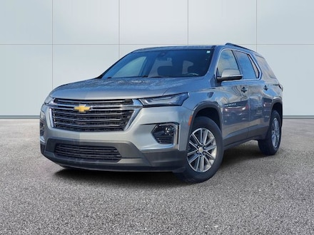 Used 2023 Chevrolet Traverse LT SUV for Sale near Detroit