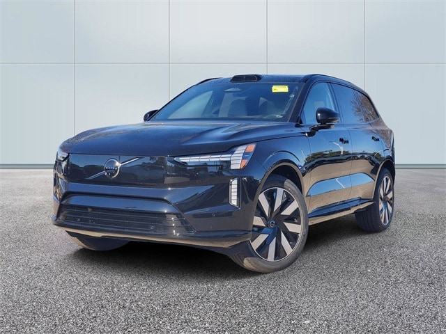 2025 Volvo EX90 Plus's photo