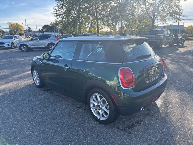 2019 Mini Cooper 2 Door Hardtop Signature photo 2