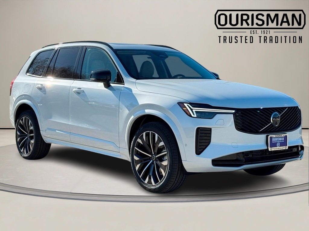 2026 Volvo XC90 T6's photo