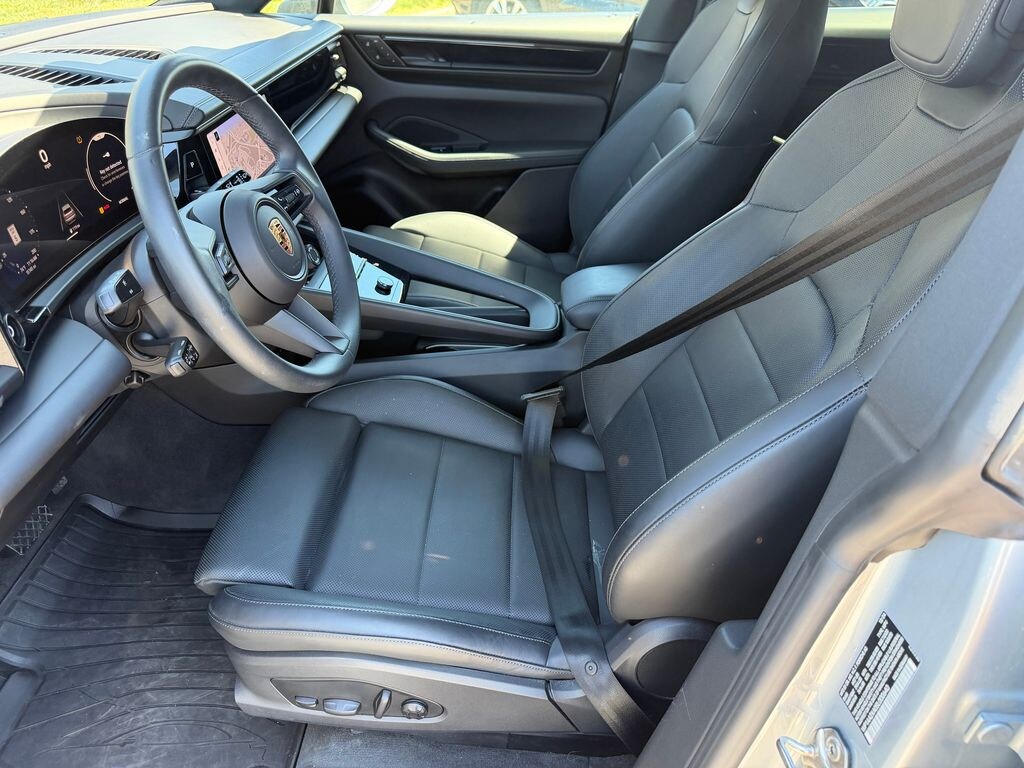 Used 2025 Porsche Macan Electric 4 SUV