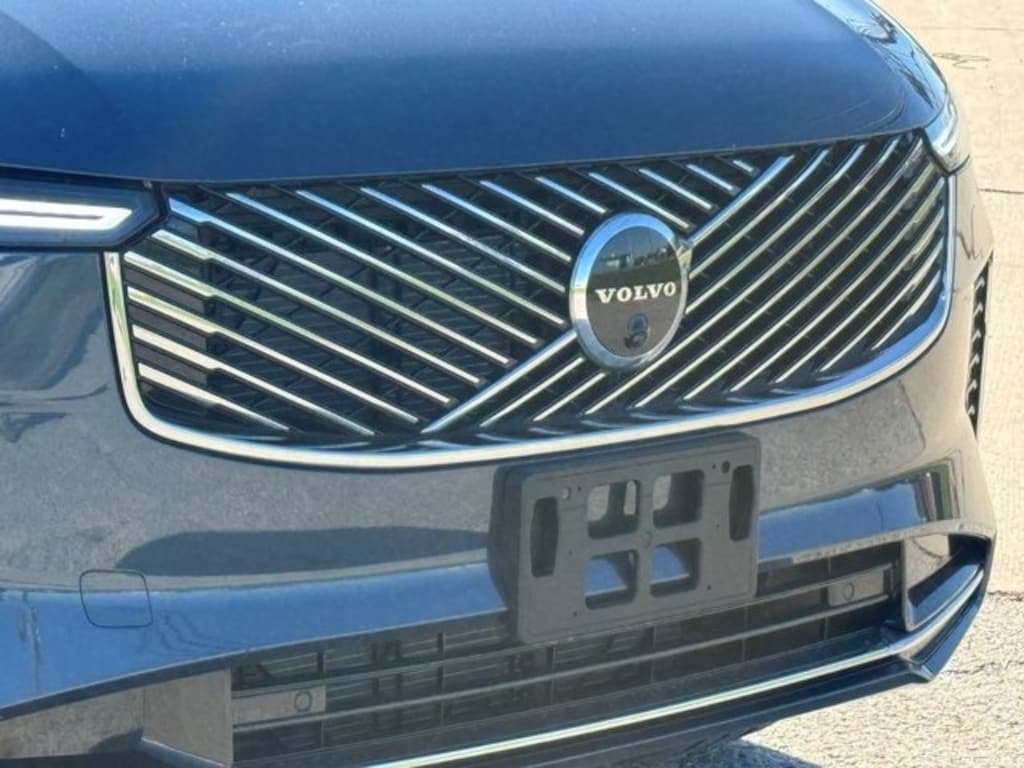 New 2026 Volvo XC90 B6 Ultra 7-Seater SUV