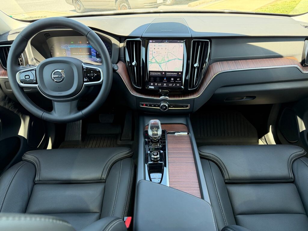 Certified 2023 Volvo XC60 B5 Ultimate Bright Theme SUV