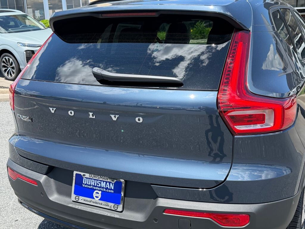 New 2026 Volvo EX40 Twin Motor Plus SUV
