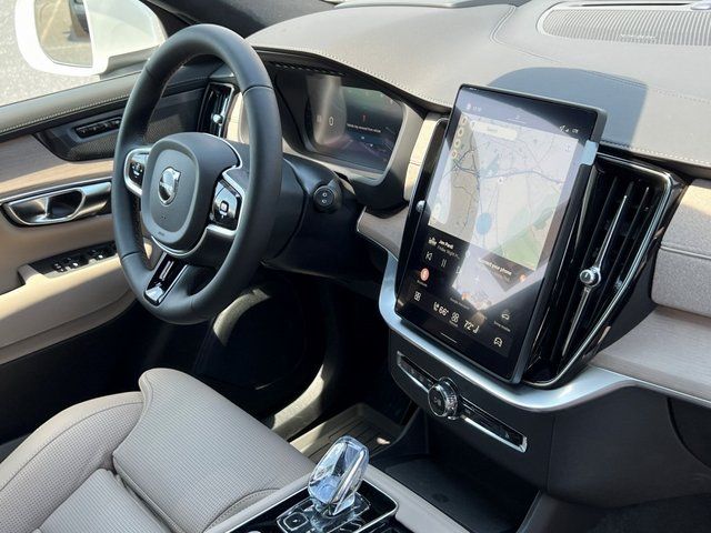 2026 Volvo XC90 Ultra - Photo 7