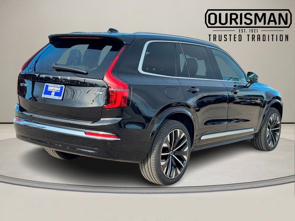 2026 Volvo XC90 Plus - Photo 7