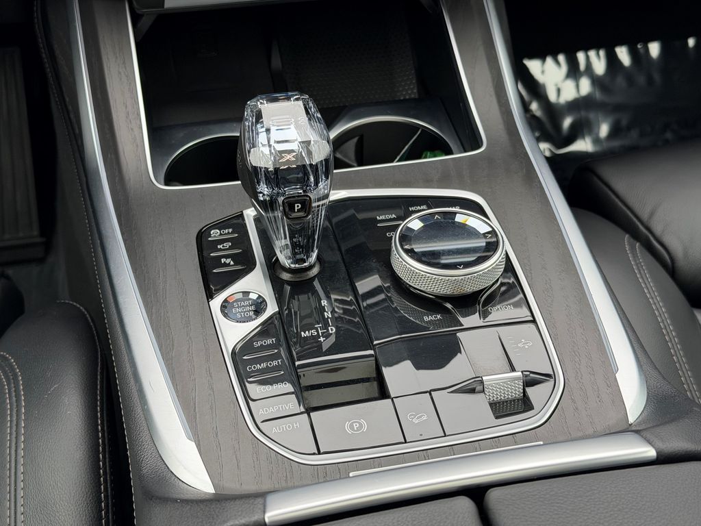 2022 BMW X7 40i - Photo 29