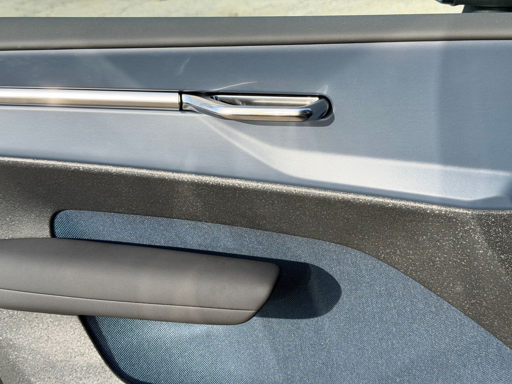 2026 Volvo EX30 Plus - Photo 28