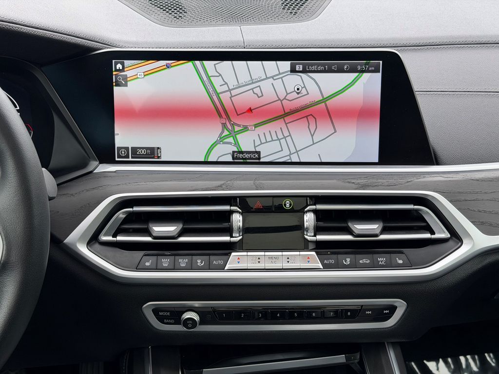 2022 BMW X7 40i - Photo 25