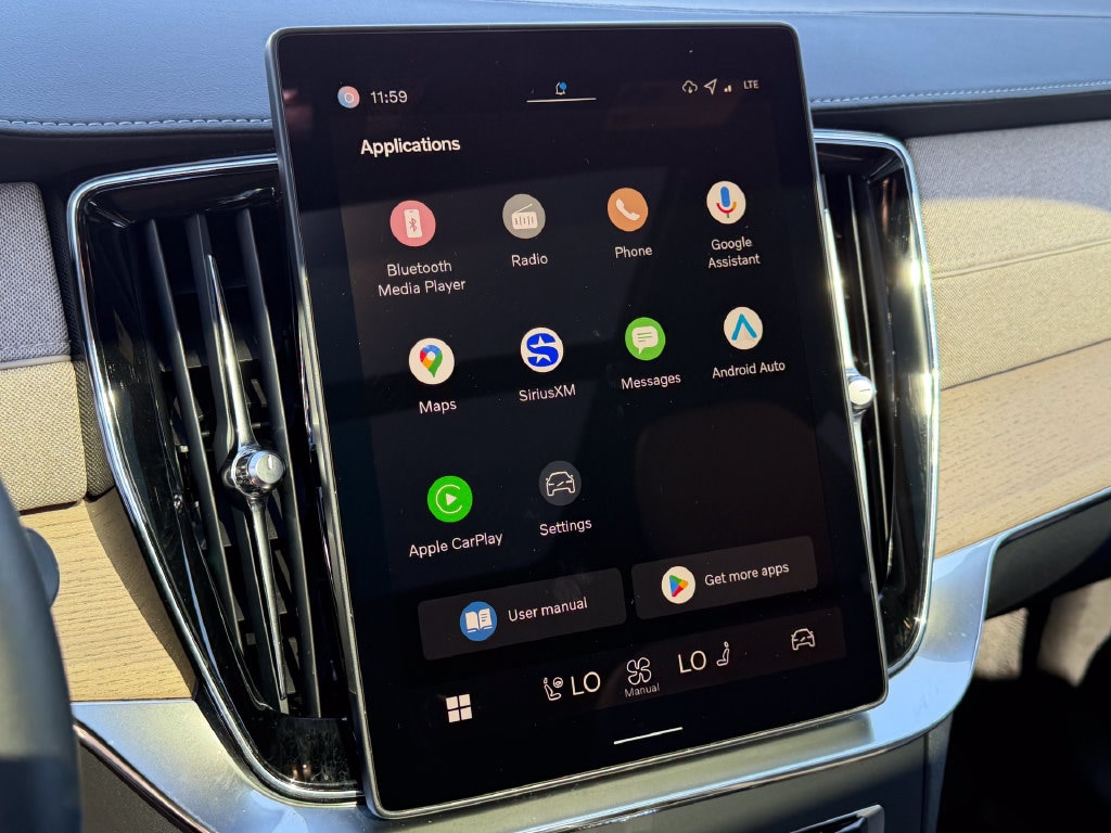 2026 Volvo XC90 Plus - Photo 22