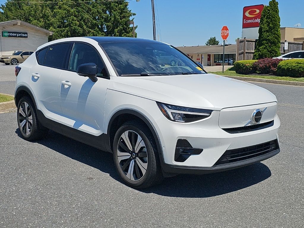 2023 Volvo C40 P8 Recharge Plus AWD's photo