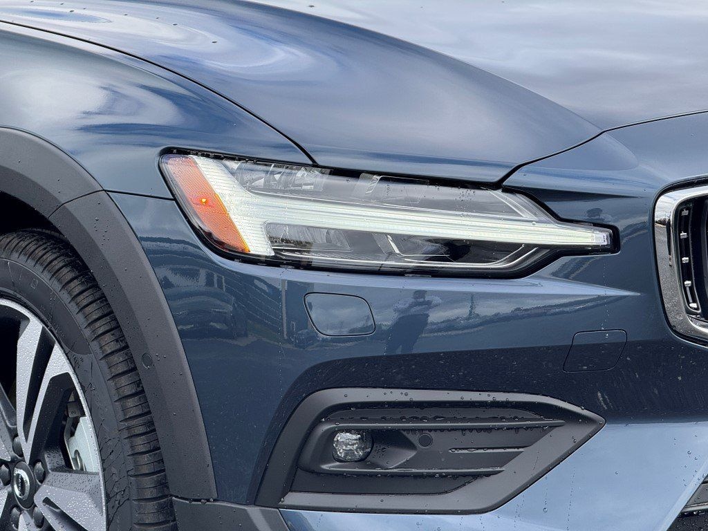 Used 2026 Volvo V60 Cross Country B5 Plus Wagon