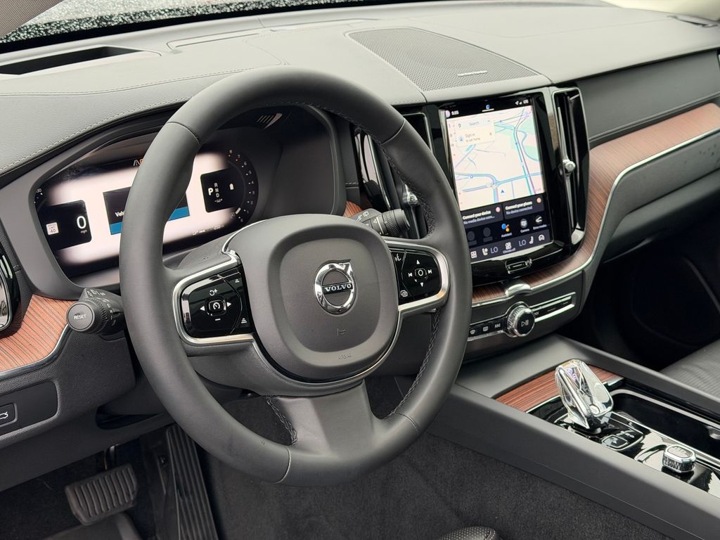 Certified 2023 Volvo XC60 B5 Ultimate Bright Theme SUV