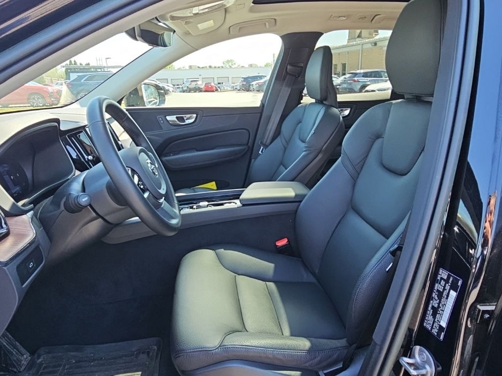 Certified 2023 Volvo XC60 B5 Plus Bright Theme SUV