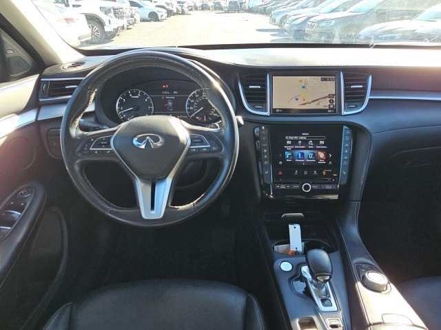 2020 Infiniti QX50 Luxe photo 2