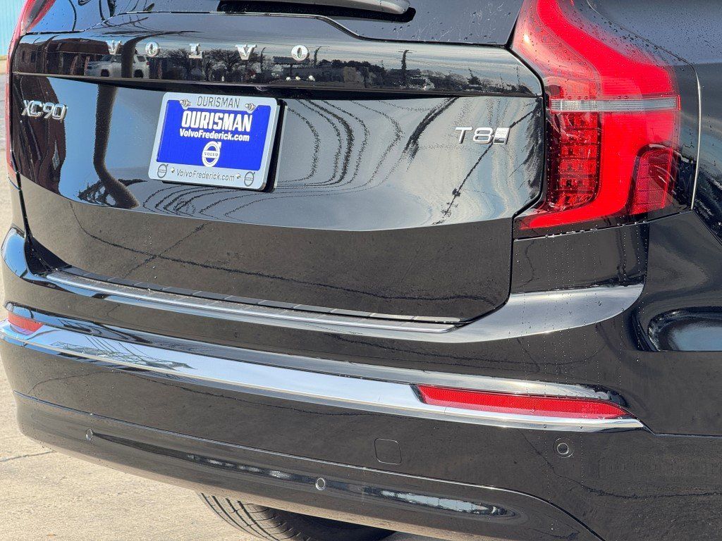 2026 Volvo XC90 Plus - Photo 8