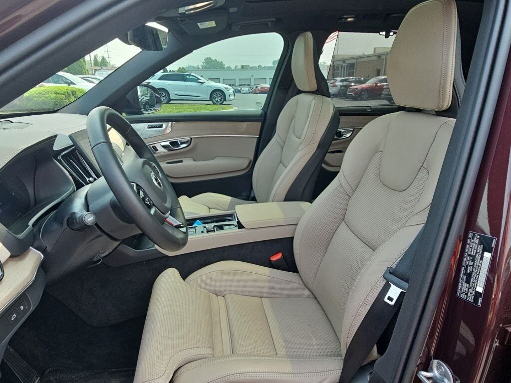 Used 2025 Volvo XC90 Plug-In Hybrid T8 Ultra SUV