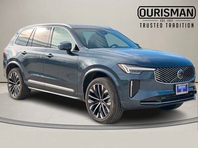 2026 Volvo XC90 Plus's photo