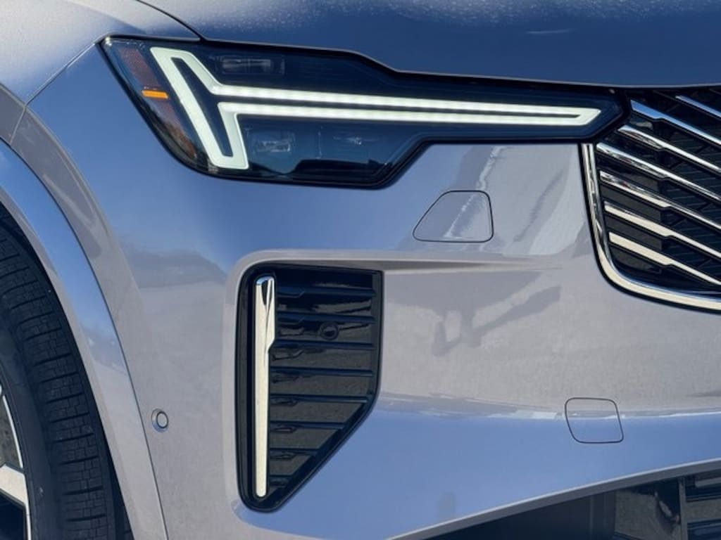 New 2026 Volvo XC90 plug-in hybrid T8 Plus 6-Seater SUV