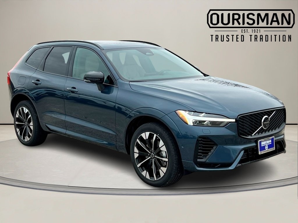 2026 Volvo XC60 Plus's photo