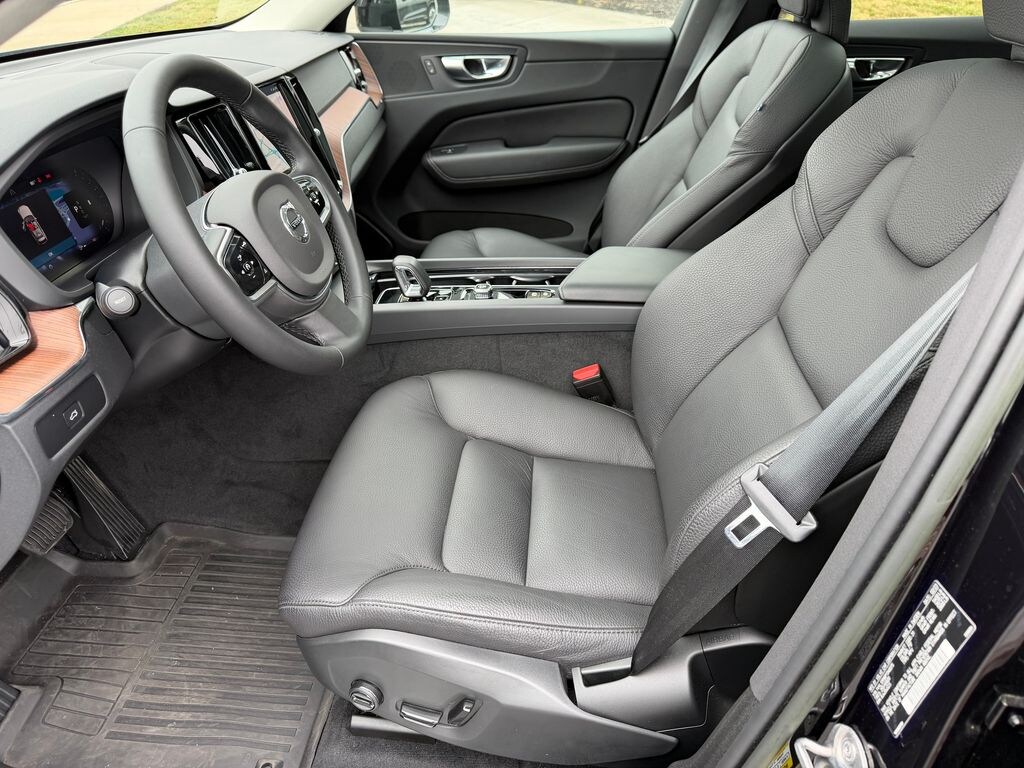 Certified 2023 Volvo XC60 B5 Plus Bright Theme SUV