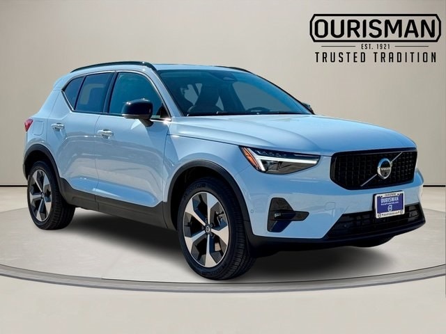 2026 Volvo XC40 Plus