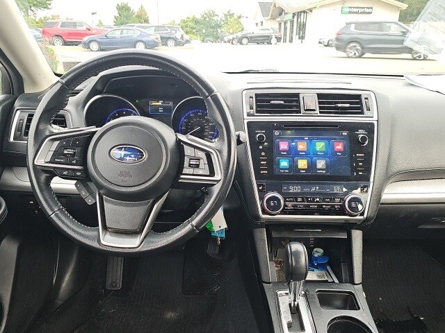 2018 Subaru Legacy 2.5i photo 2