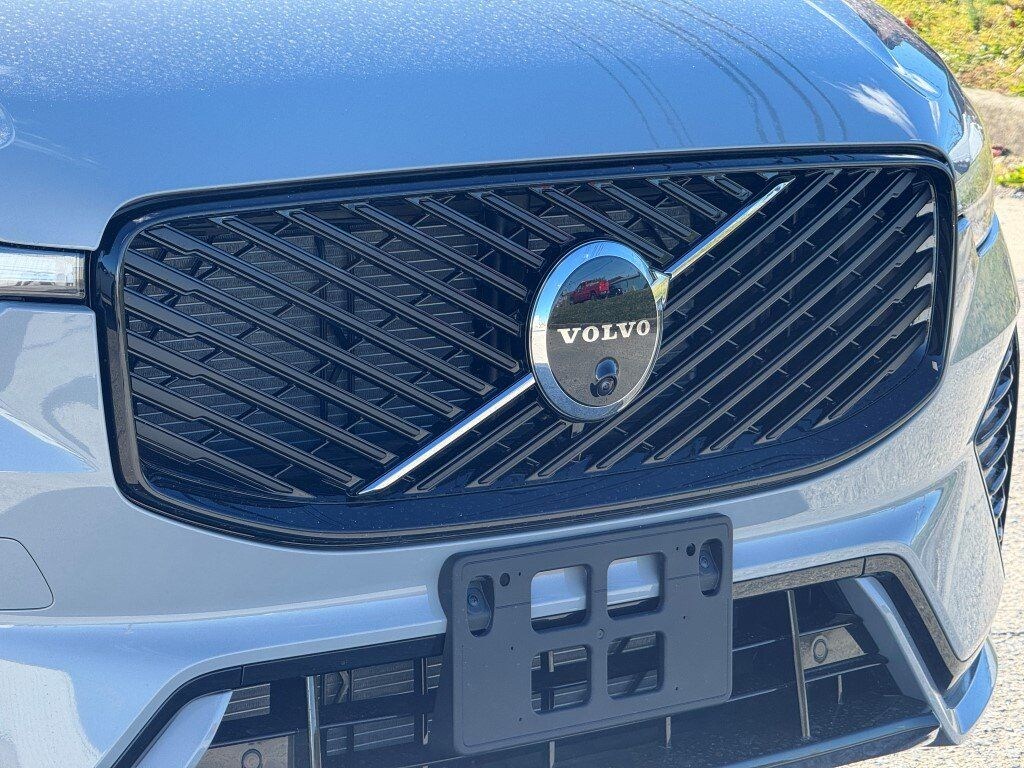 New 2026 Volvo XC60 B5 Ultra SUV