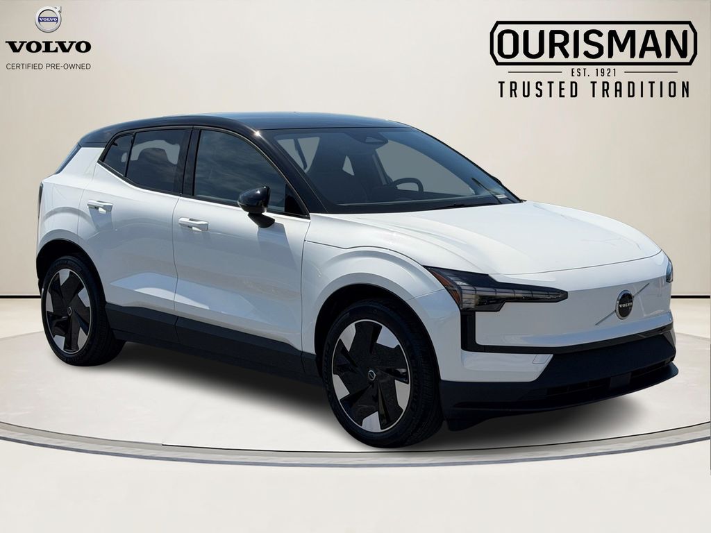 2026 Volvo EX30 Twin Motor Performance Plus's photo